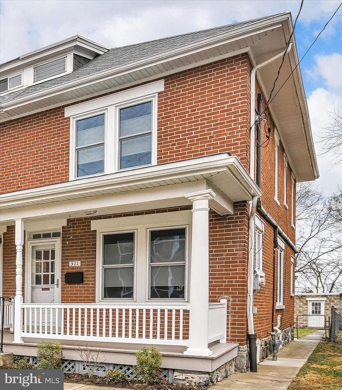 311 S West End Avenue photo 1