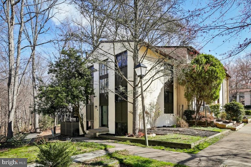 11922 Barrel Cooper Court photo 1