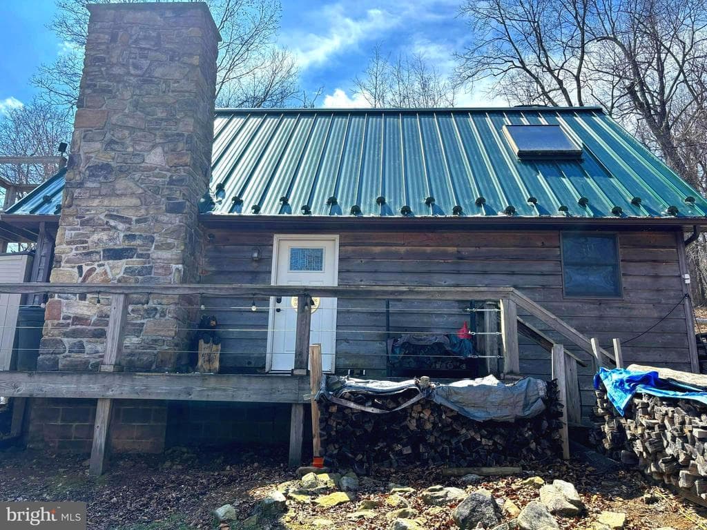 6751 High Knob Road photo 1
