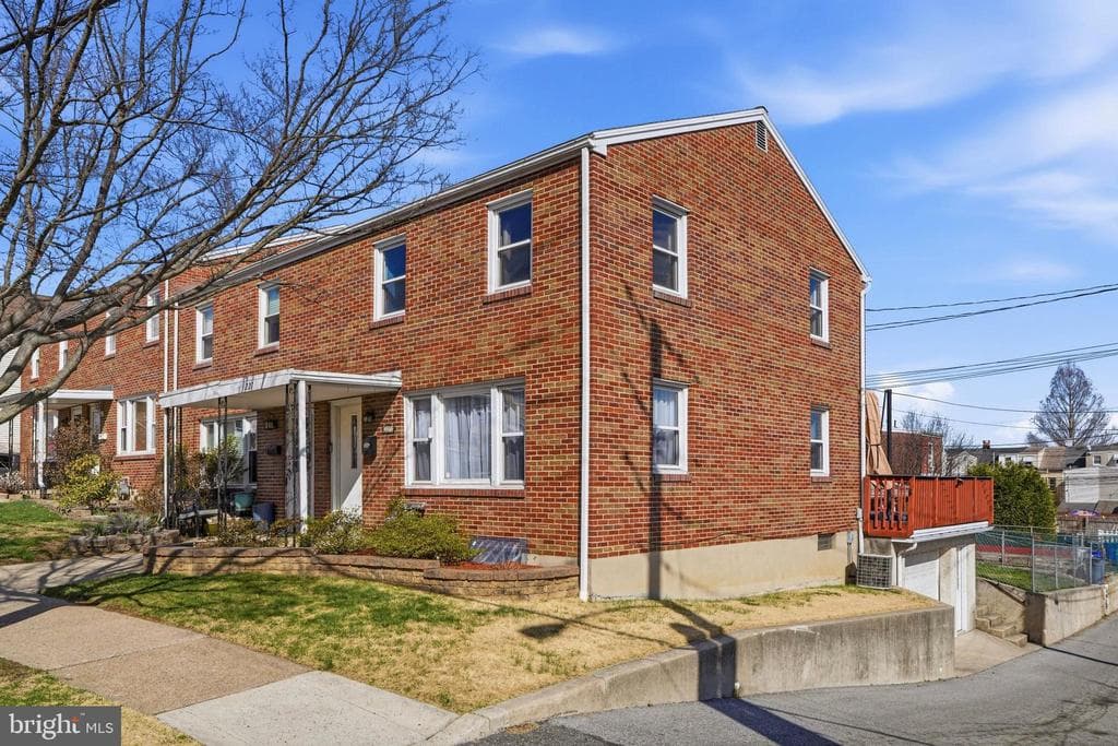 227 S 4th Avenue photo 1
