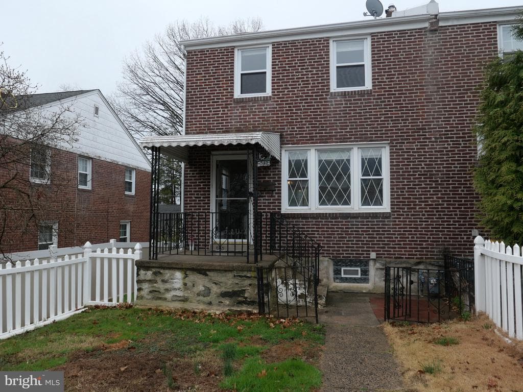 1224 Cobbs Street photo 1