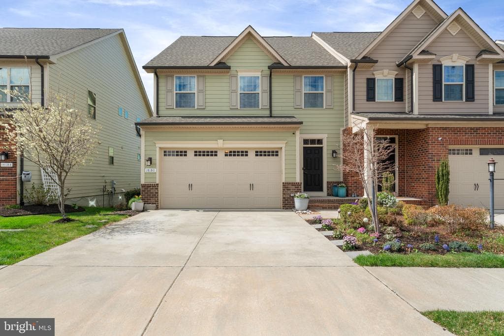 18180 Red Mulberry Road photo 1