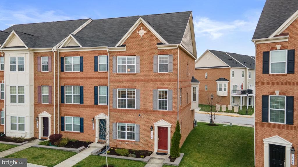 8000 Blue Stream Drive photo 1
