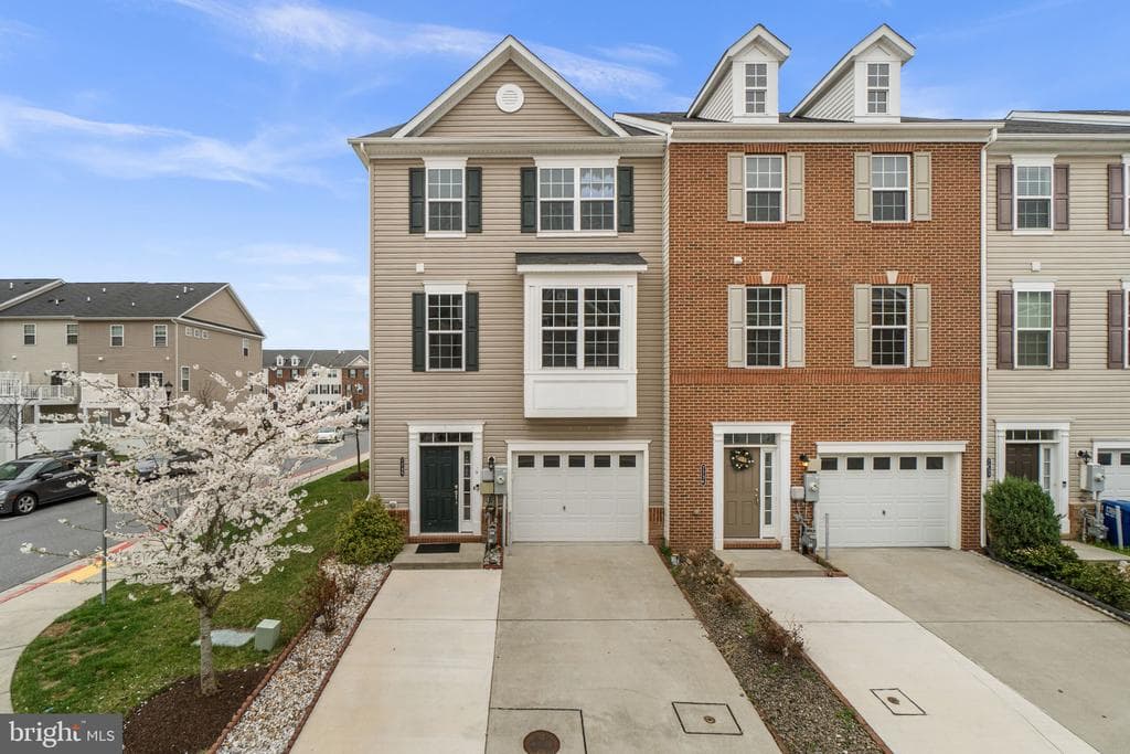 7749 Dagny Way photo 1
