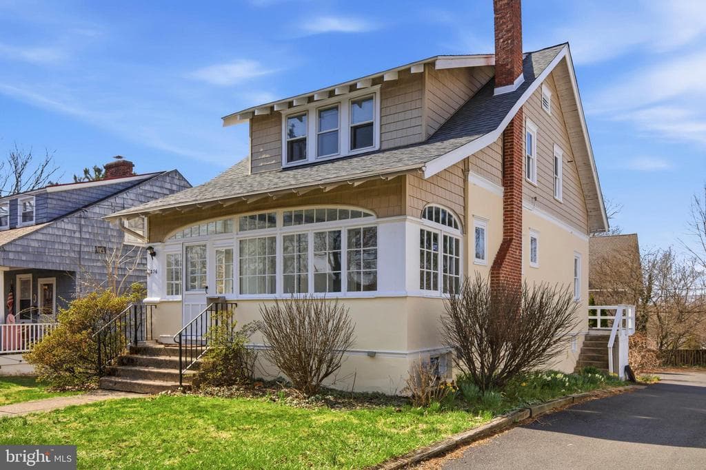 236 Green Street photo 1