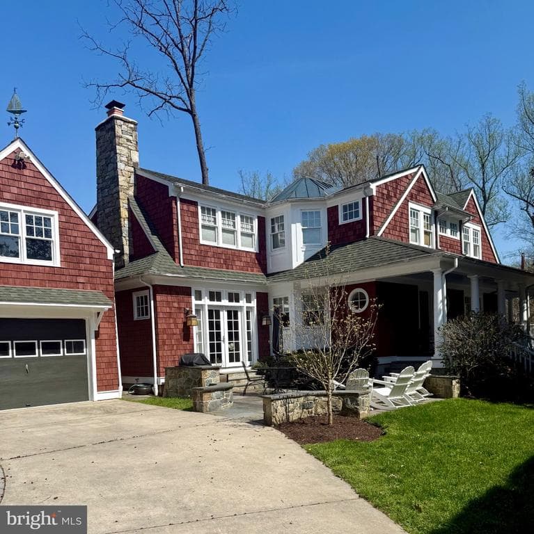 6300 Broad Street photo 1
