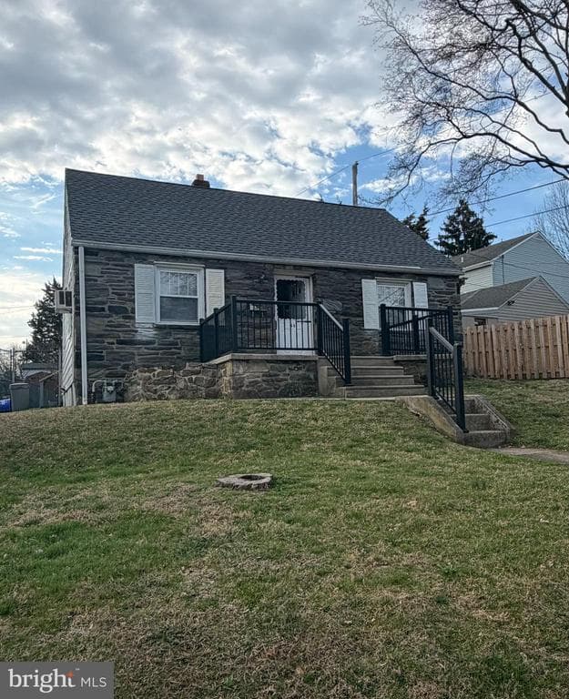 46 Seward Lane photo 1