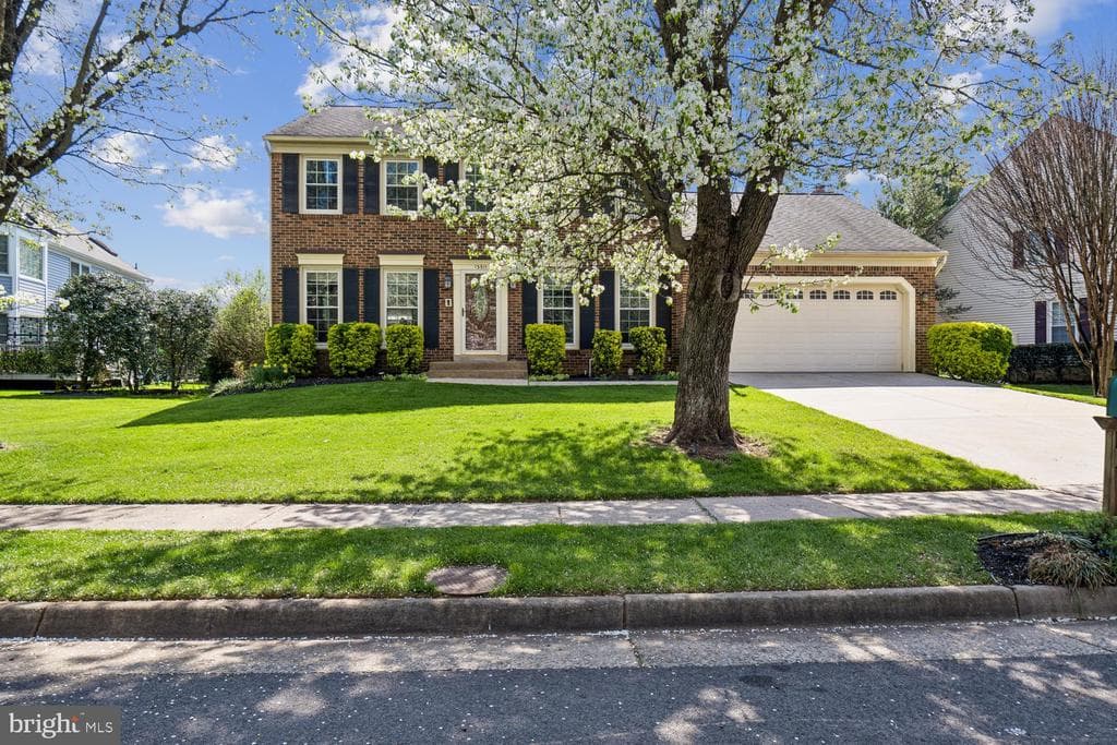 13511 Fallen Oak Court photo 1