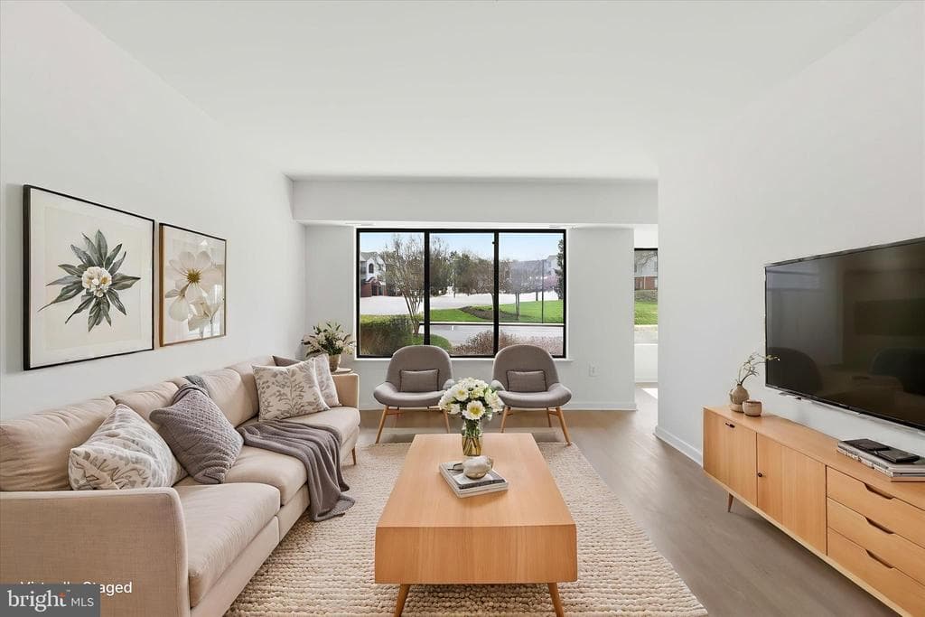 9552 Cannoneer Court #201 photo 1
