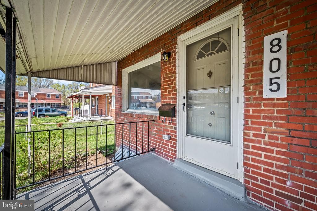 805 Mildred Avenue photo 1
