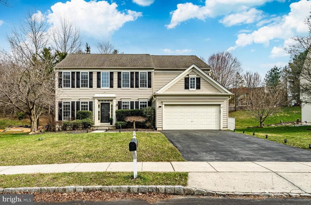206 Bayberry Drive photo 1