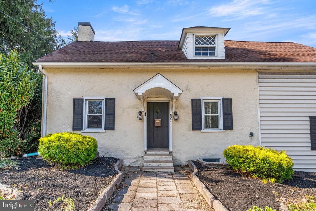 632 Fitzwatertown Road photo 1