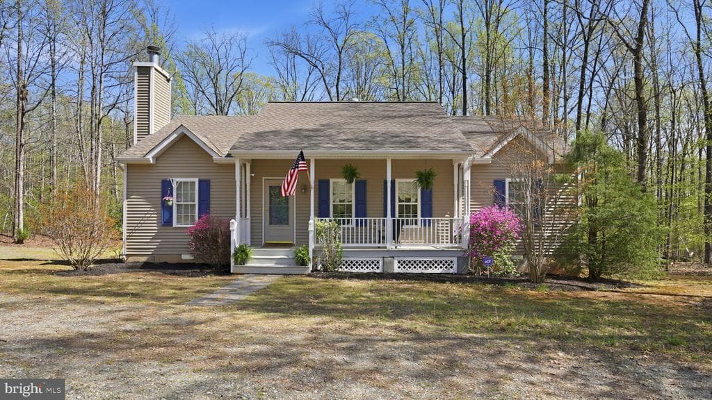 3917 Hatteras Court photo 1