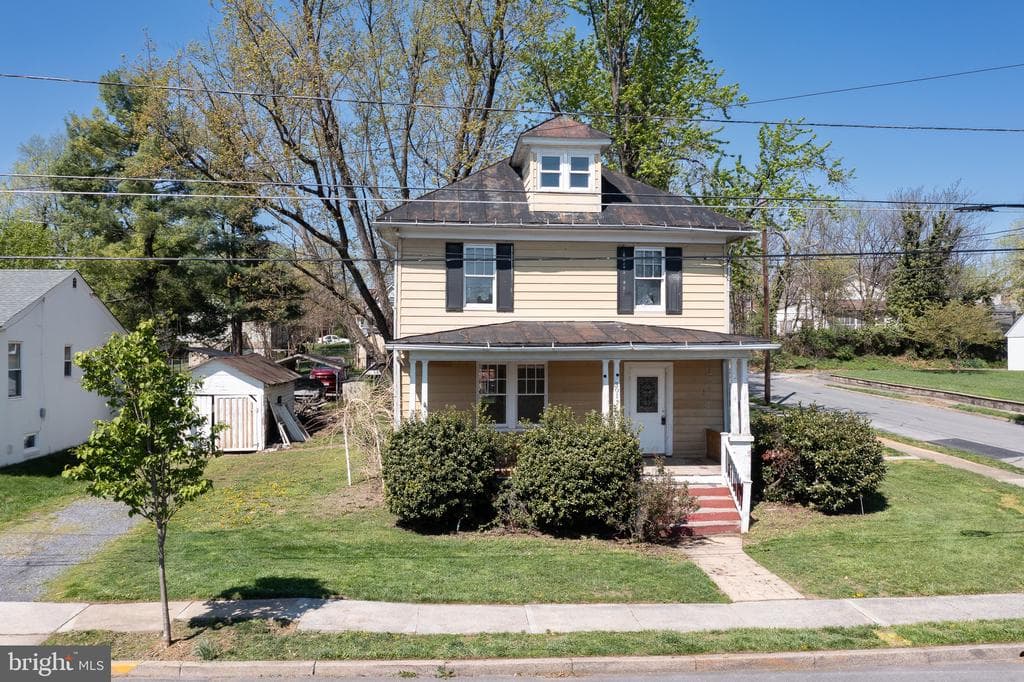 301 Shawnee Avenue photo 1