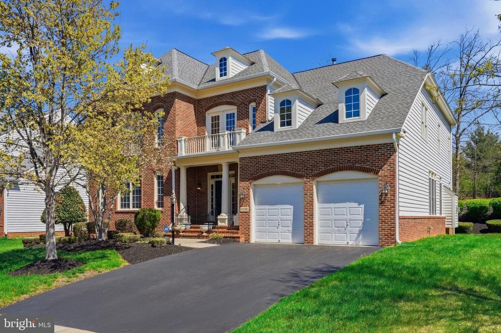 8033 Tysons Oaks Court photo 1