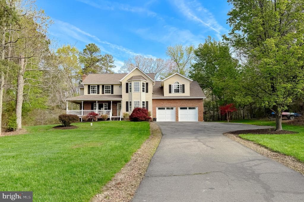 610 Miriam Lane photo 1