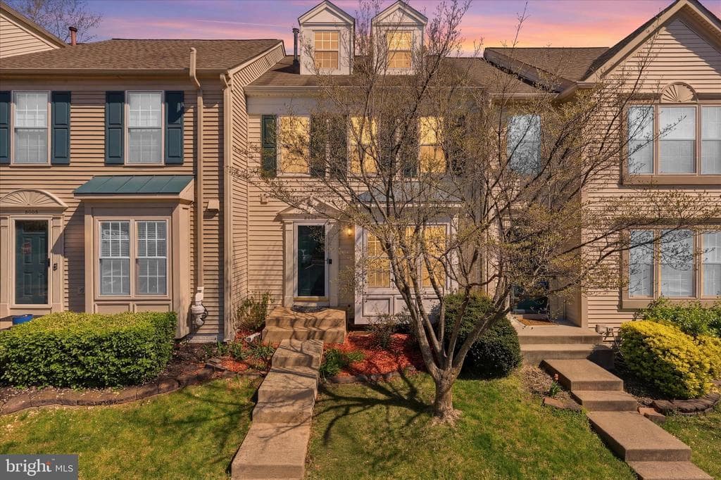 6005 Raina Drive photo 1