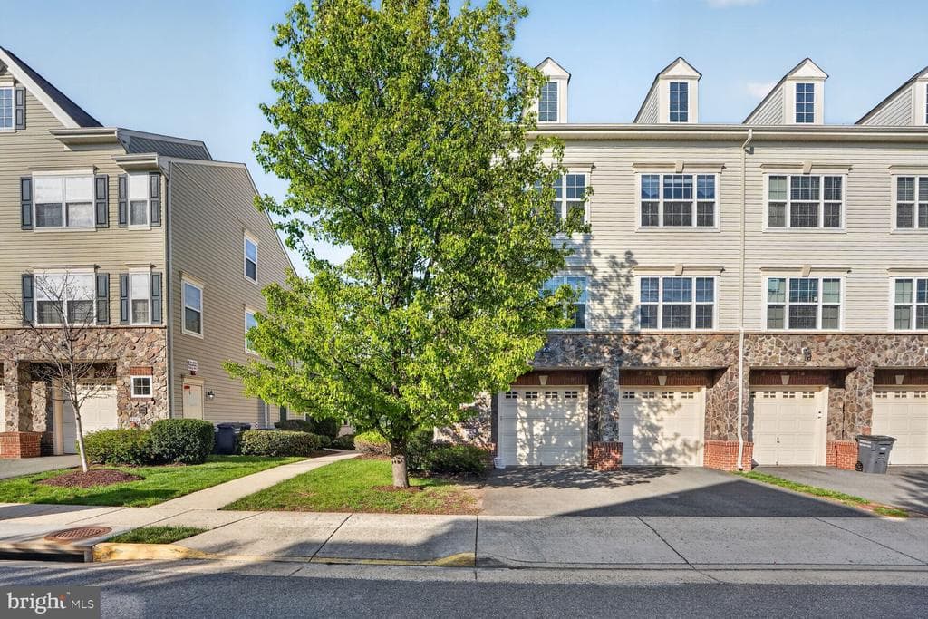 11180 Wortham Crest Circle photo 1