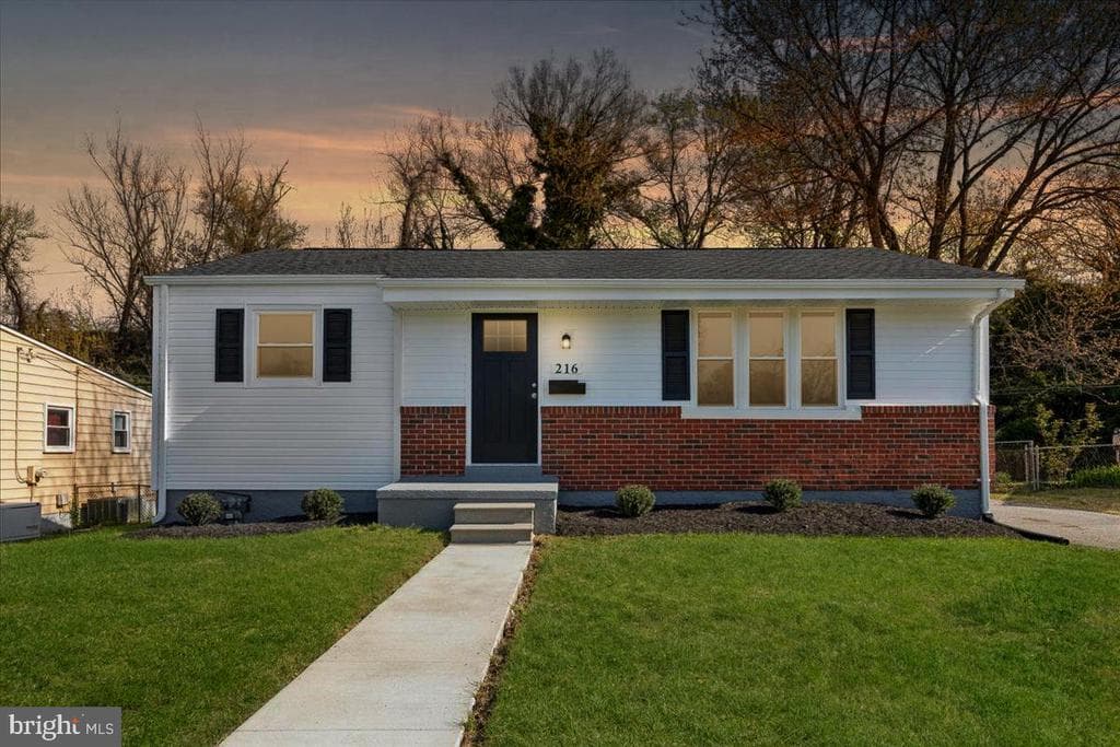 216 Cheddington Road photo 1