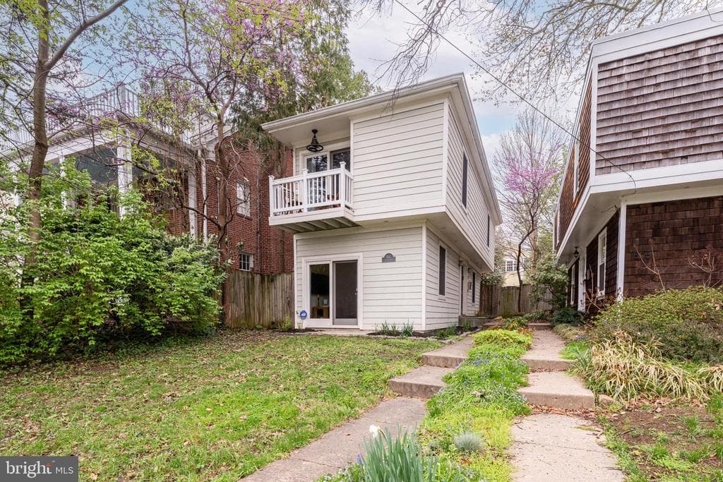 507 Carlisle Drive photo 1