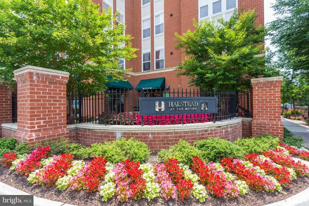 2655 Prosperity Avenue #203 photo 1
