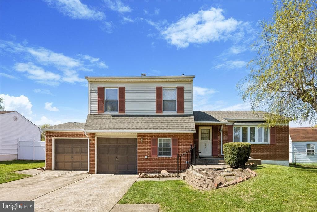3307 Sweetbriar Place photo 1