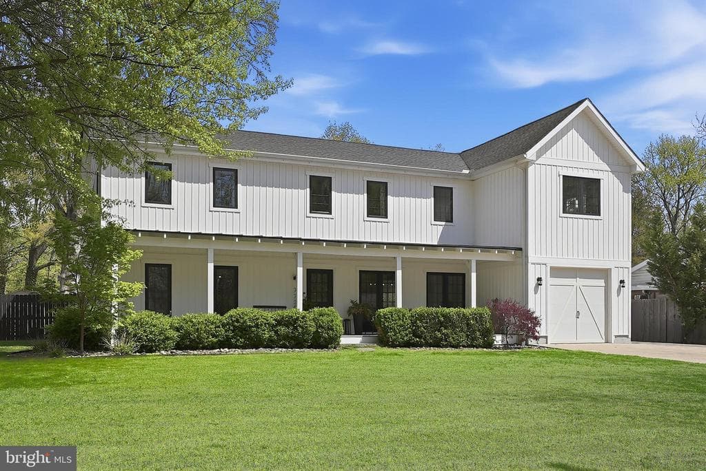 7739 Schelhorn Road photo 1