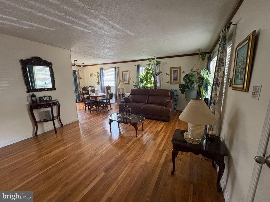 8600 Kult Lane photo 1