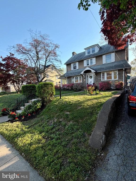 830 Drexel Avenue photo 1