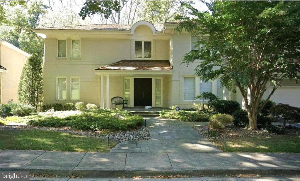 7820 Laurel Leaf photo 1