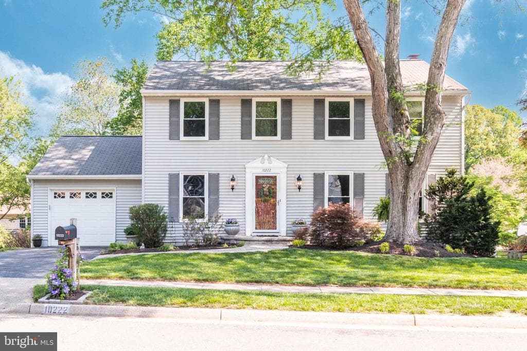 10222 Steamboat Landing Lane photo 1