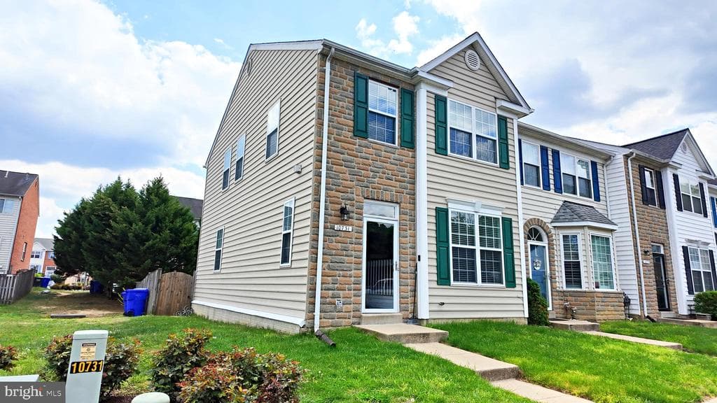 10731 Esprit Place photo 1