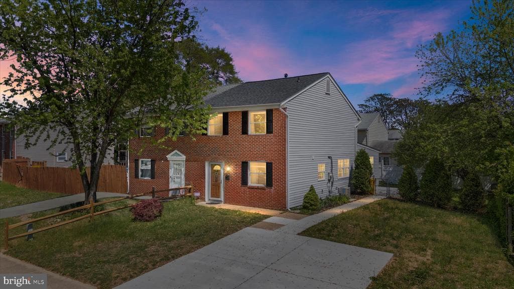 137 Arundel Road photo 1