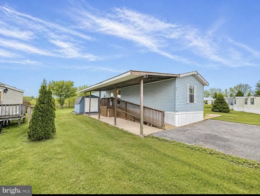 352 Westwood Drive photo 1