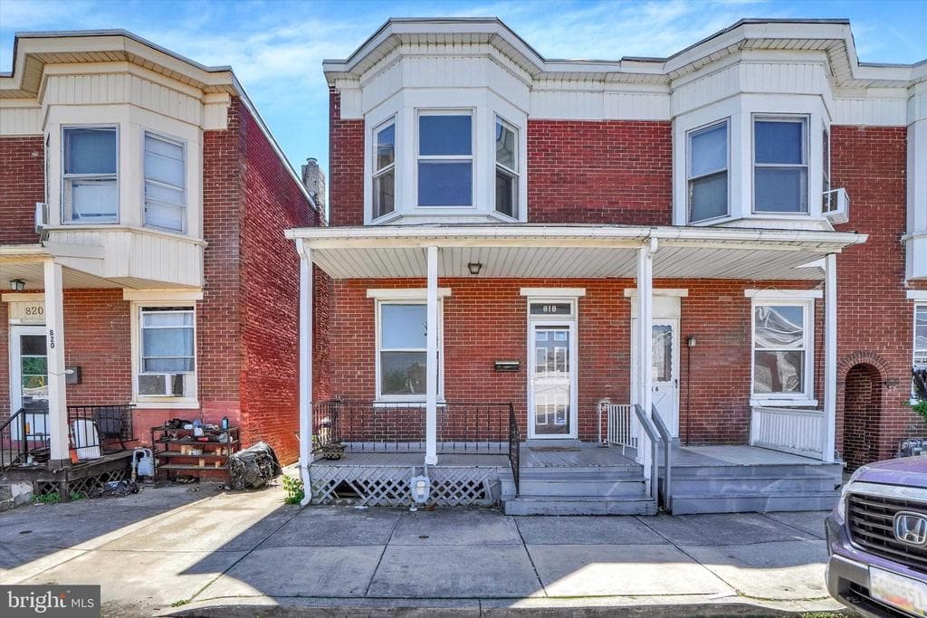 818 Wallace Street photo 1