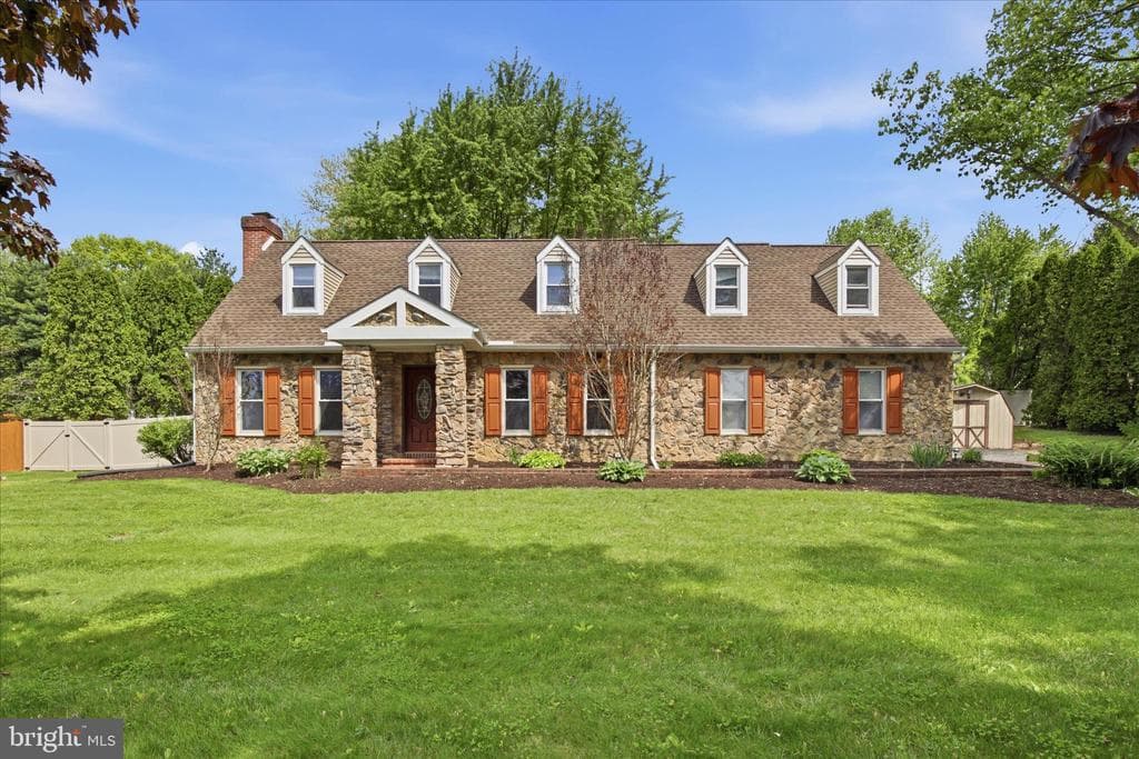 237 Delp Road photo 1