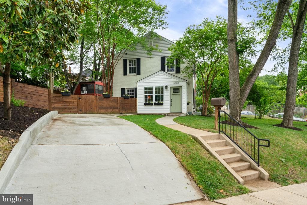 5823 Monticello Road photo 1