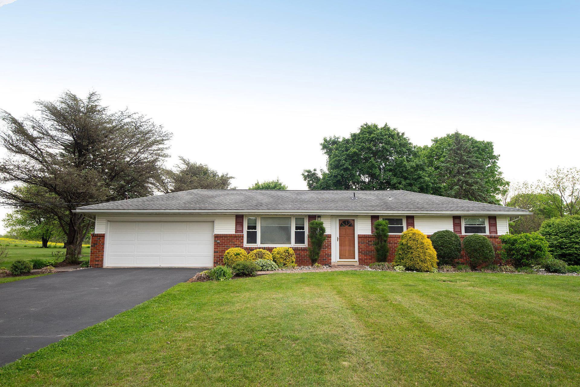 151 Knittle Road photo 1