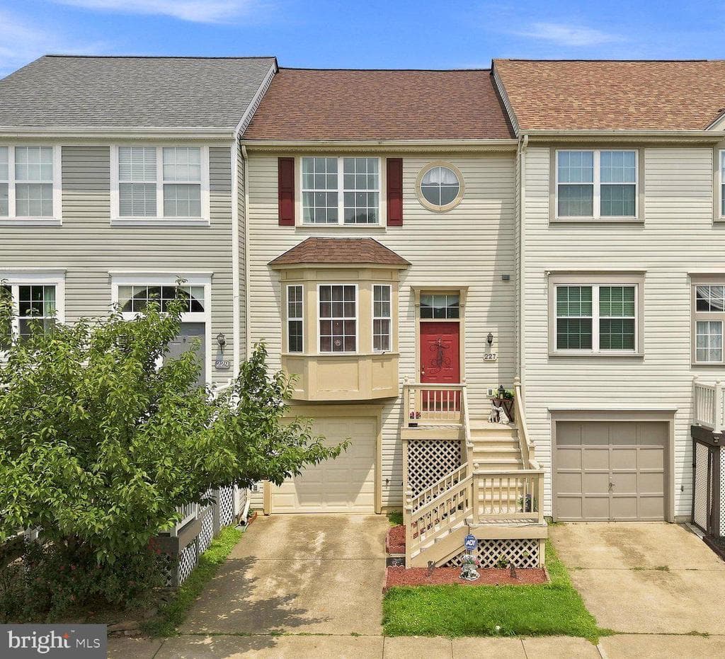 227 Frazer Drive, Purcellville