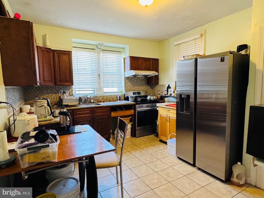 3352 Longshore Avenue, Philadelphia