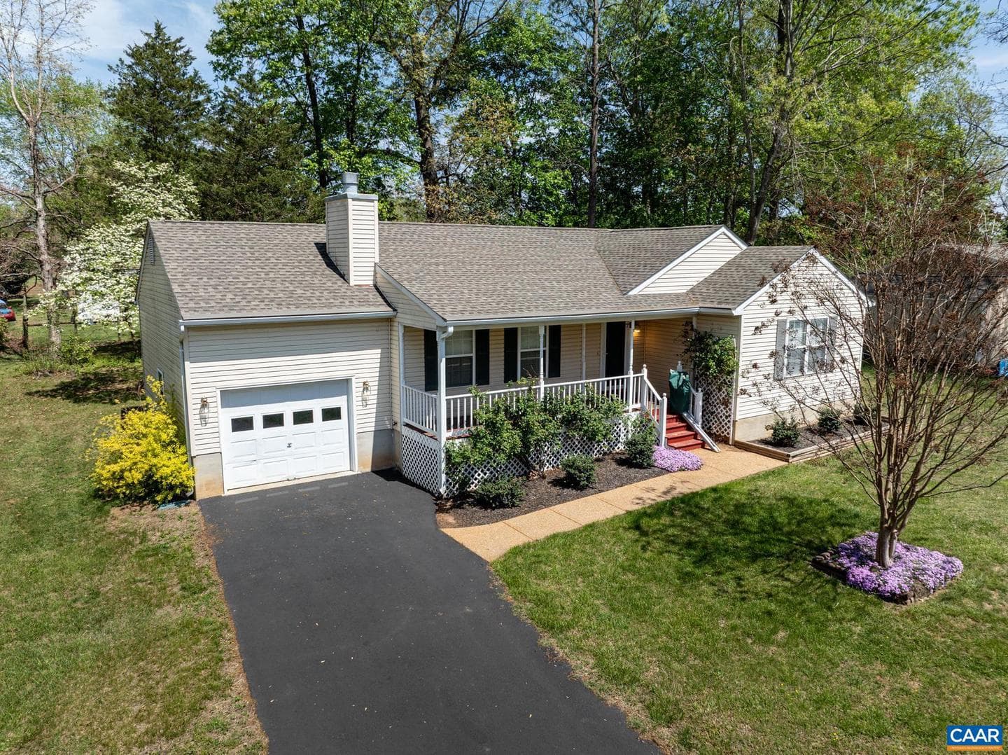 134 William Rd photo 1