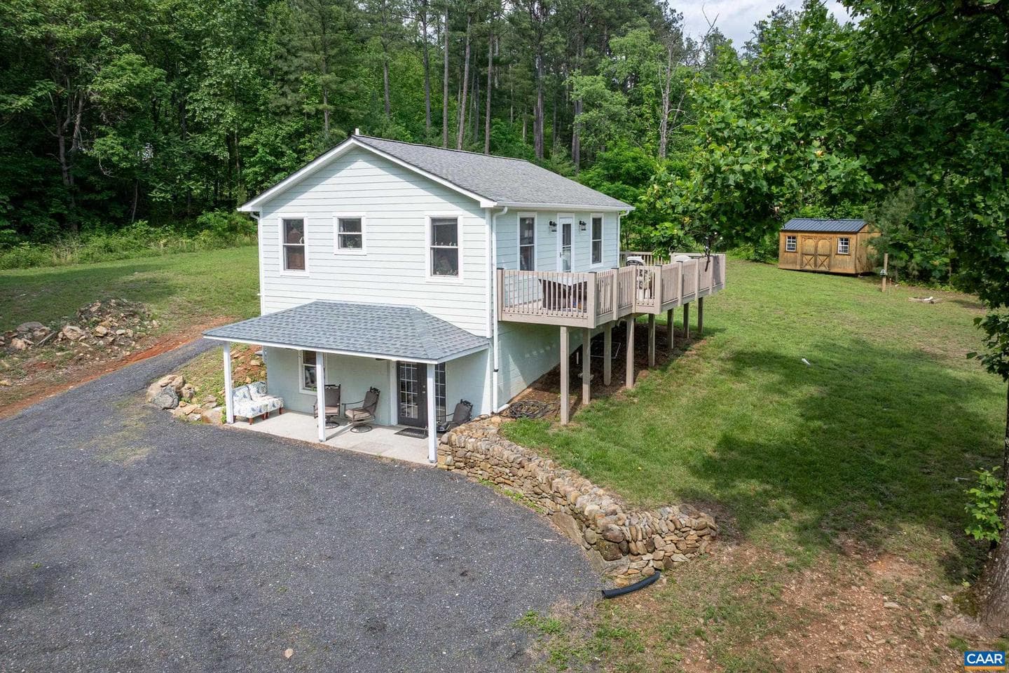 686 Snow Mountain Rd photo 1