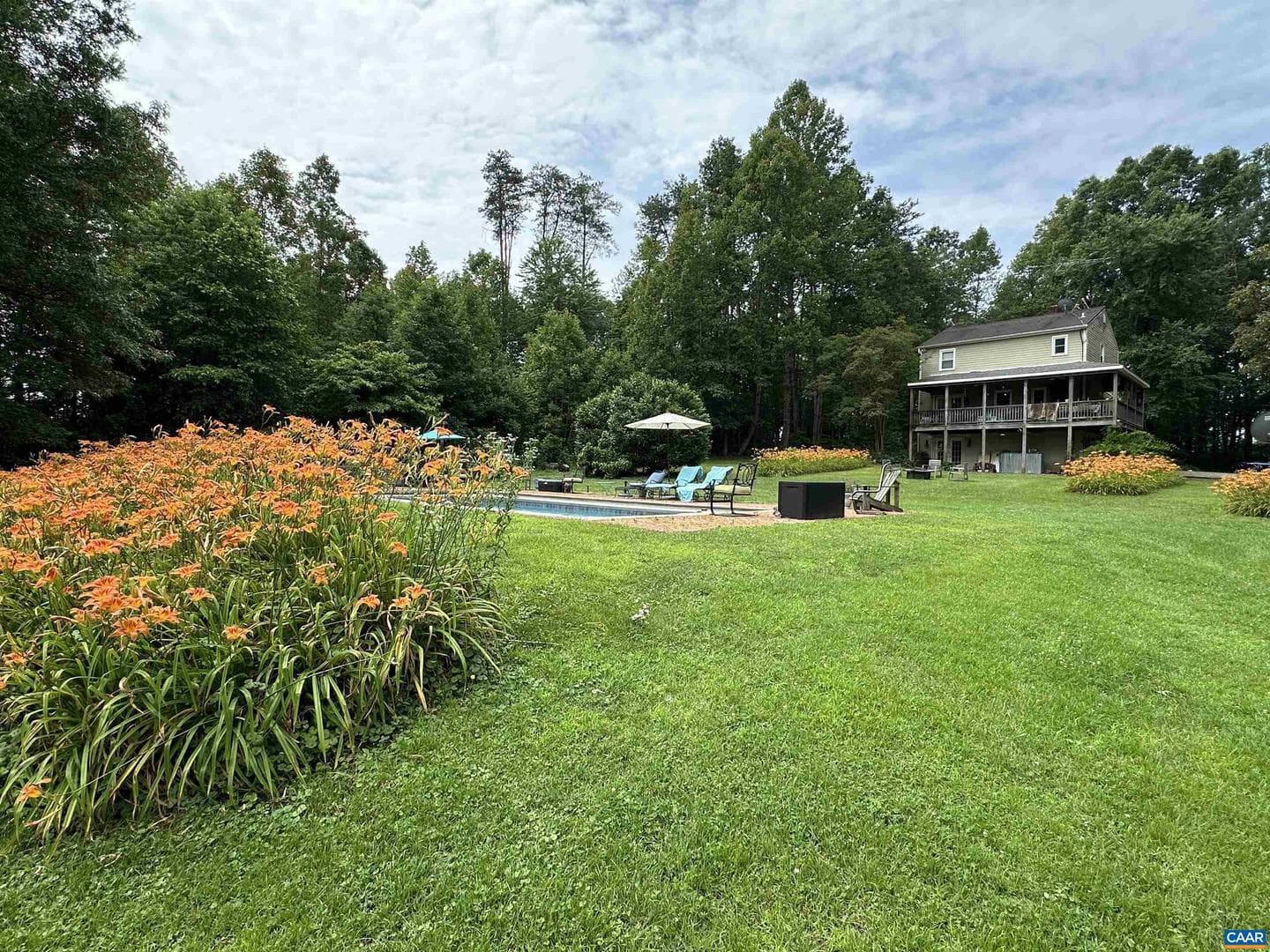 604 Coles Rolling Rd photo 1