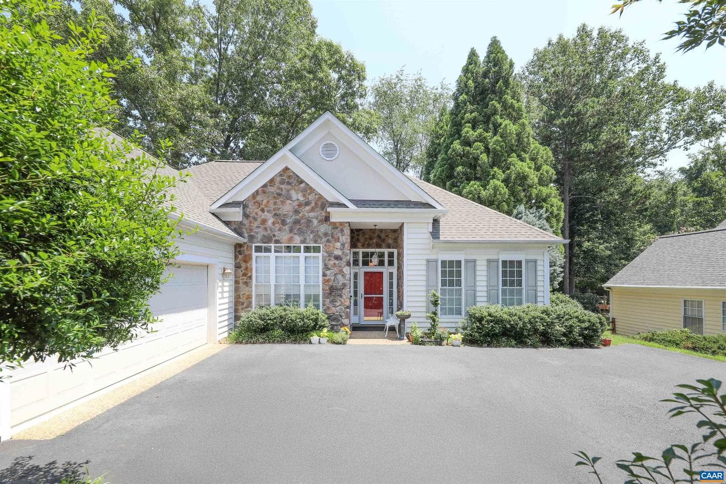 515 Broadleaf Way photo 1