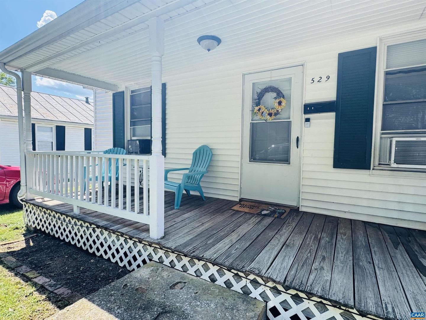 529 Bluff Ave photo 1
