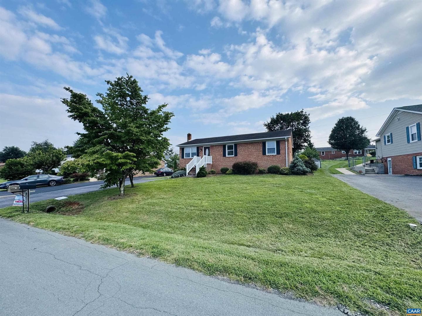 96 Mill Stone Dr photo 1