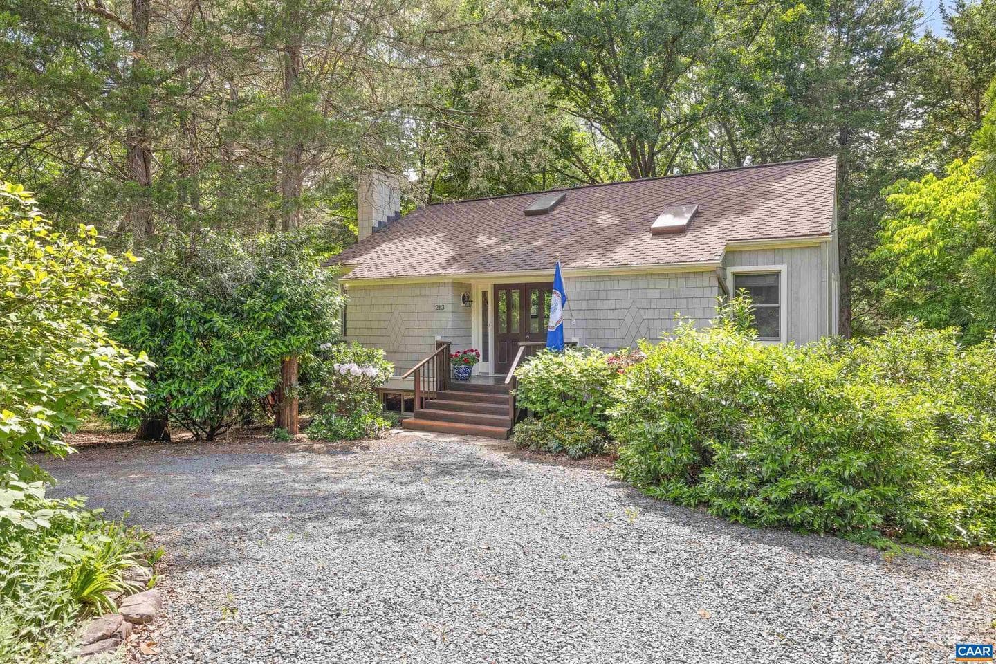 213 Turkey Ridge Rd photo 1