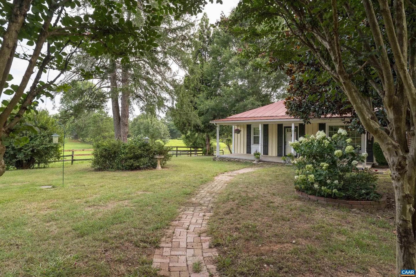 1342 James Madison Hwy photo 1
