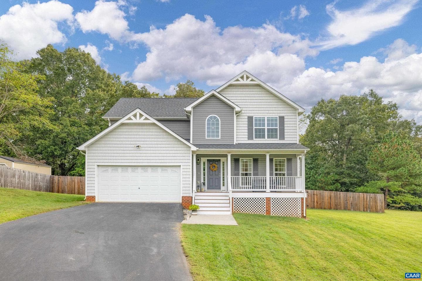 432 Glen Cir photo 1