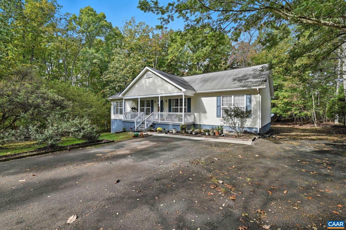 16070 Burnley Rd photo 1